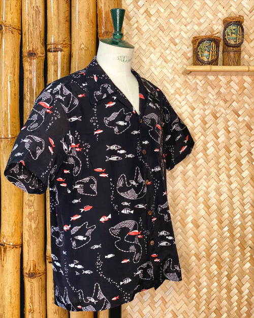Fish in a Throw Net Hawaiian Shirt